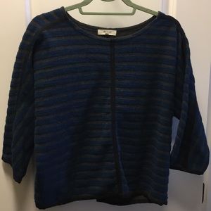 Madewell knit top size small gray / blue stripes.